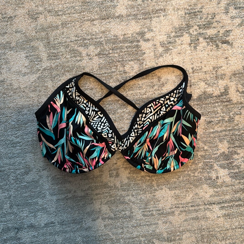 Body Glove Smoothies solo bikini top. Size F